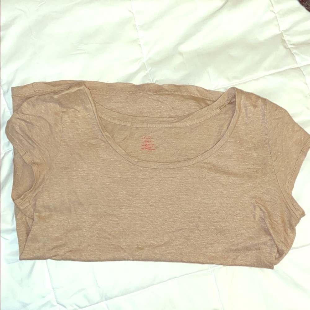 Loft/Ann Taylor tan soft tee